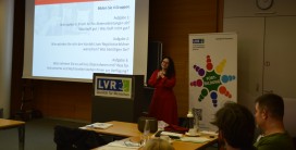 Archivarinnen und Archivare bei einer Notfall&uuml;bung