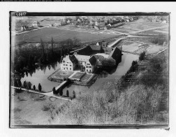 Burg Heimerzheim 1933, Elternhaus von Georg und Philipp Freiherr von Boeselager, Beteiligte am Attentat vom 20. Juli 1944.
