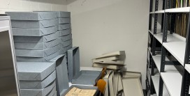 Archivkartons nach der Neuverpackung